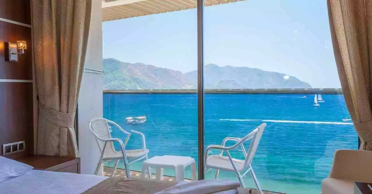 destin florida hotels on the beach with balcony
